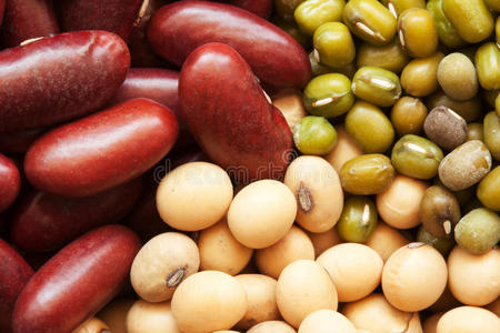 红豆绿豆黄豆照片