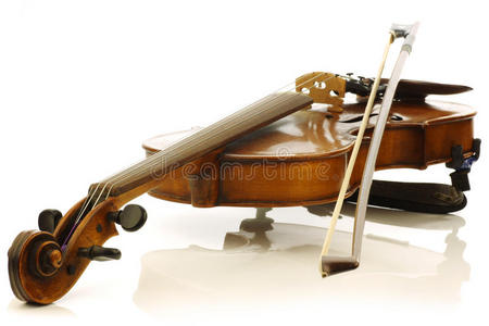 小提琴和弓