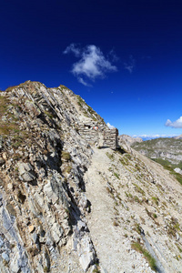 高山通道