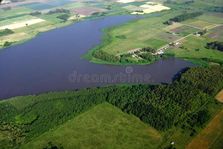 泻湖和农业绿地