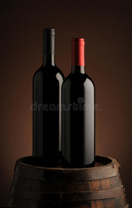 红葡萄酒瓶