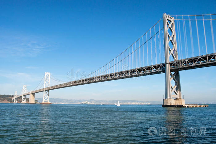 旧金山奥克兰湾跨海大桥