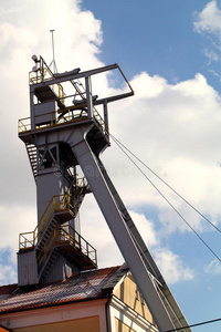 煤矿井架塔图片