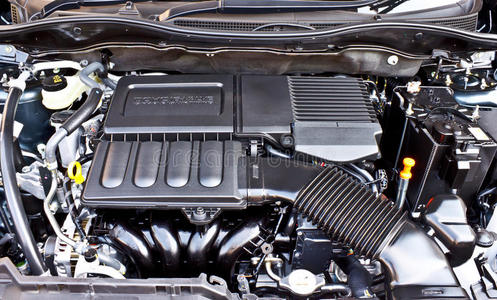 汽车发动机罩表面图片