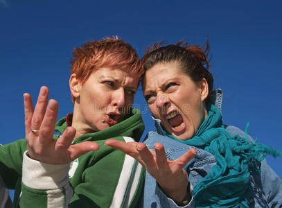 生气发火表情包生气的女孩吵架照片