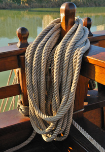 绳帆船