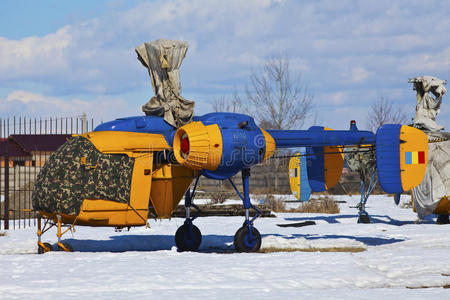 冬季驻扎直升机