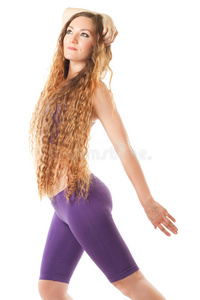 运动女性长发瑜伽姿势