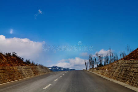 山顶高速公路