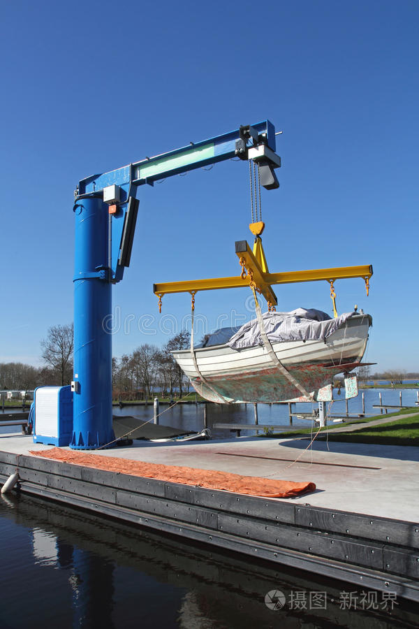 升船机