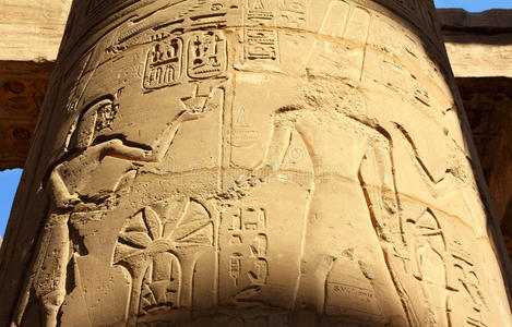 古埃及图像和象形文字柱