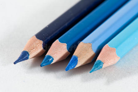 彩色铅笔按颜色排列