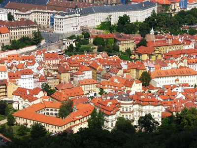 捷克布拉格美丽的红色屋顶