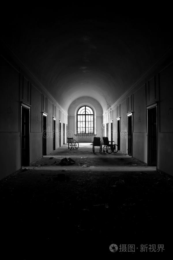 精神病院