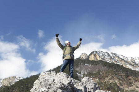 山顶上的徒步旅行者