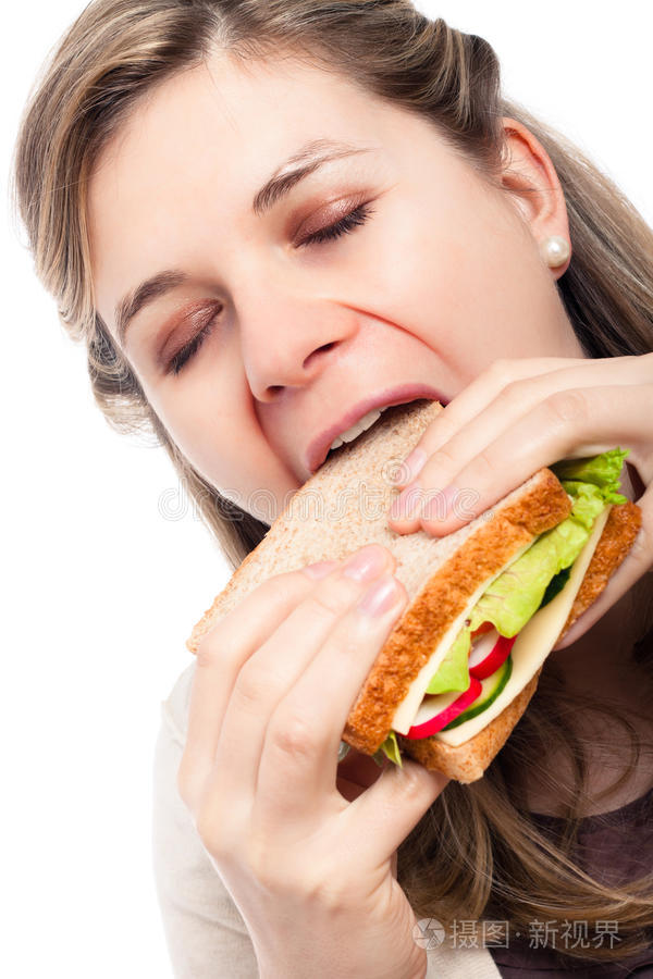 吃三明治的快乐美女