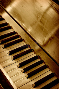旧钢琴键盘