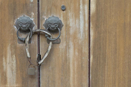 旧木门锁