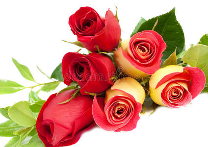 黄玫瑰和红玫瑰的花束图片