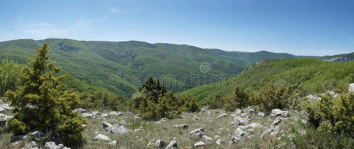 克里米亚峡谷的山景