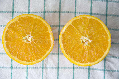 两片鲜橙