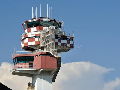 菲乌米奇诺空中交通管制塔图片