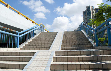 脚桥图片-脚桥素材-脚桥插画-摄图新视界