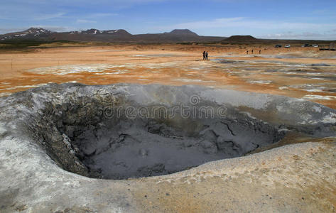 冰岛赫韦里的硫磺泥洞