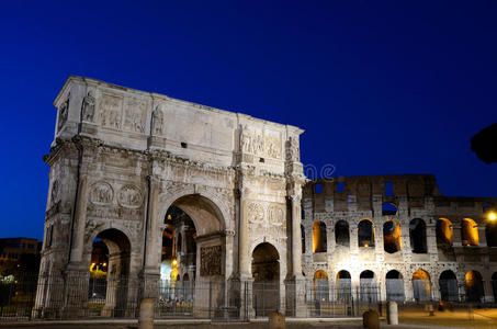 君士坦丁拱门和罗马竞技场