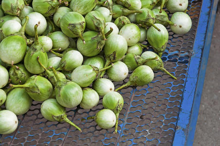 农民 收获 营养 物体 茄子 植物 杂货 食物 地面 紫色