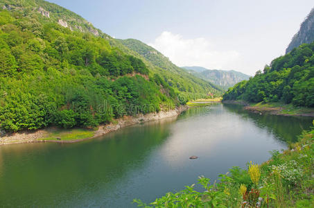 高山湖泊