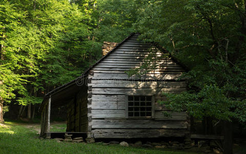 烟雾山小屋