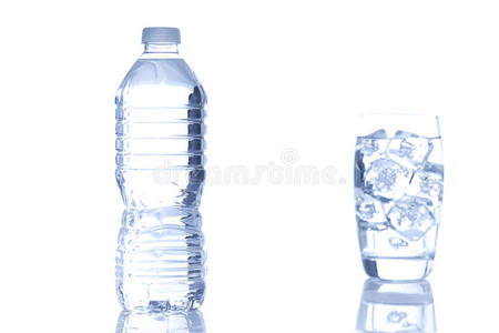 瓶装清凉水