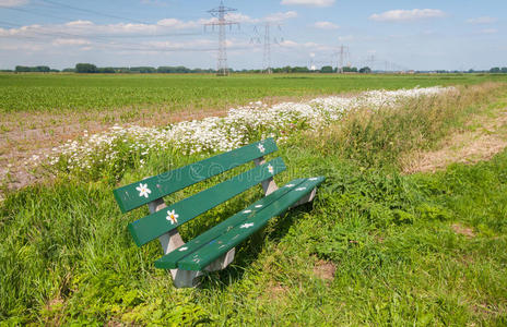 农业景观中的迎宾长凳图片