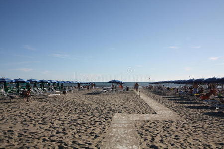 意大利ForteDeiMarmi的海滩景观
