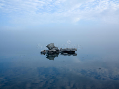 漂浮在空中的冰山