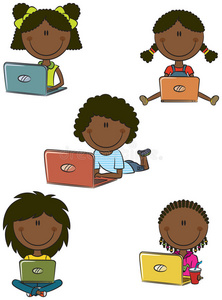 可爱的非洲裔美国女孩带着笔记本电脑