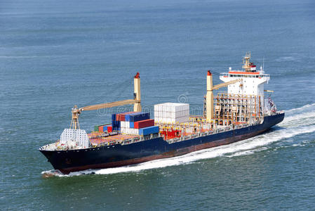 货船运输图片