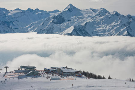 我是泽尔滑雪场。奥地利