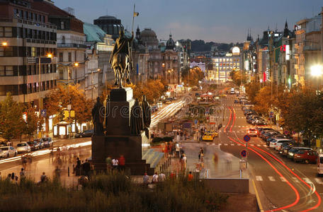 遗产 地标 广场 旅游业 普拉哈 霓虹灯 照亮 纪念碑 布拉格
