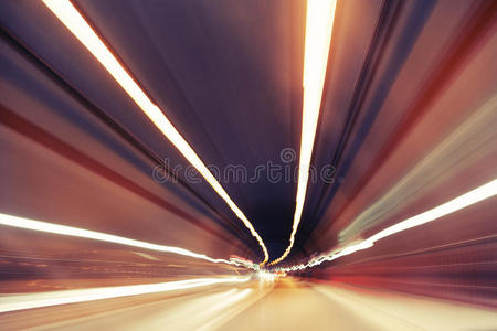 运动模糊现代交通隧道图片