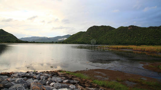 坎查纳布里大坝风光