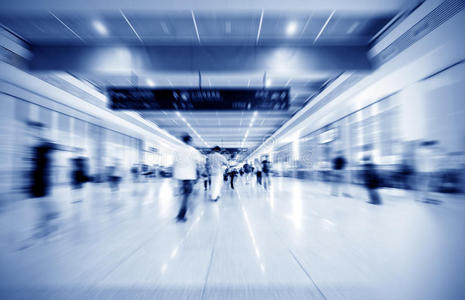 上海浦东机场旅客图片
