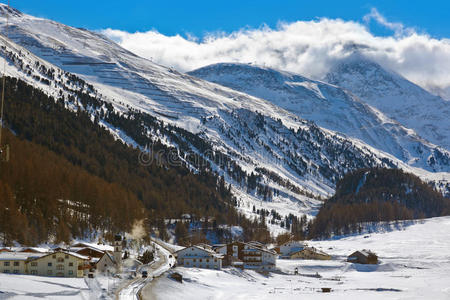 奥地利奥伯格尔山地滑雪场