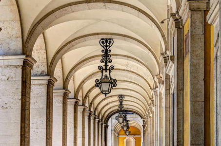 里斯本商业广场的拱廊图片