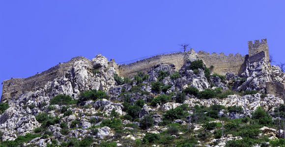 塞浦路斯凯里尼亚圣希拉里翁城堡