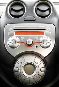 现代汽车中的控制面板和cd