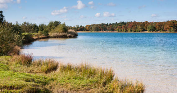 秋色荷兰湖