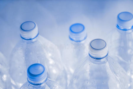 空塑料瓶图片