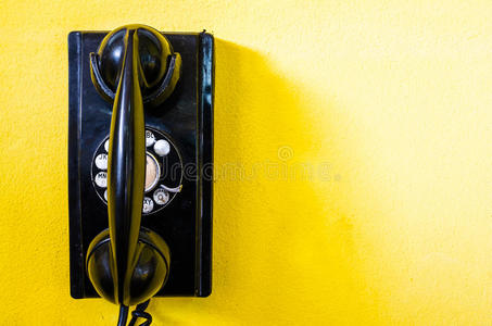 老式黑色电话